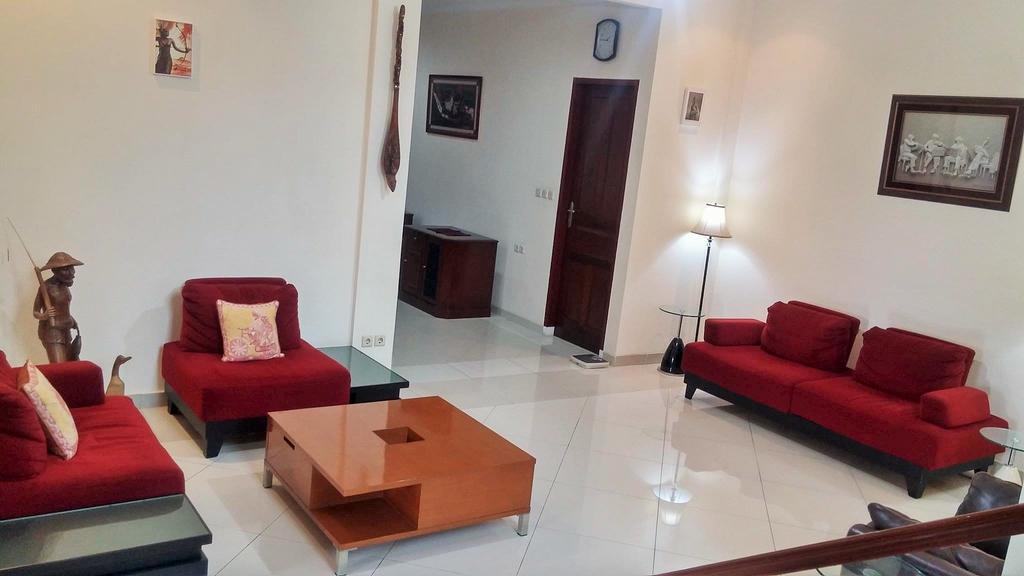 Villa Rumah Ibu Dago Bandung Exterior photo